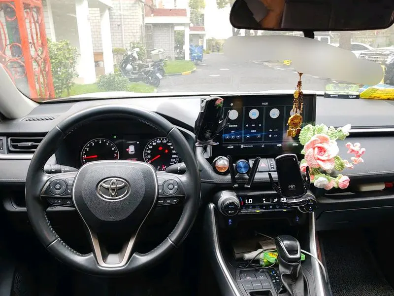 2022 Toyota Wildlander thumbnail 5