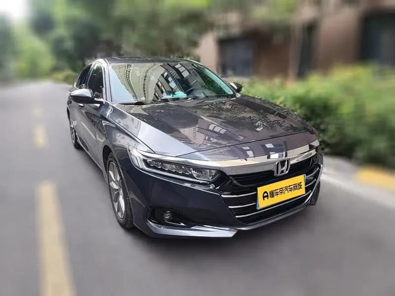 2022 Honda Accord thumbnail 3