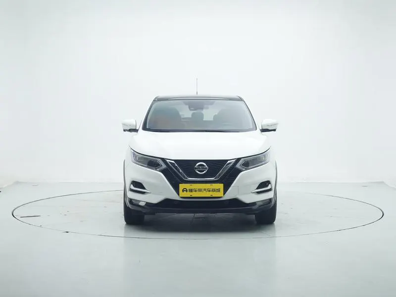2021 Nissan Qashqai thumbnail 3
