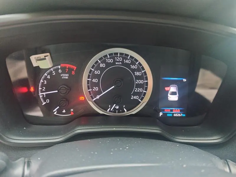 2019 Toyota Corolla thumbnail 6