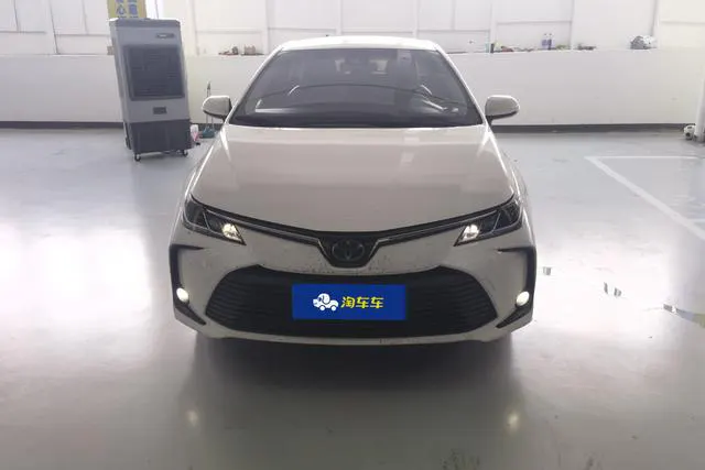 2021 Toyota Corolla thumbnail 2