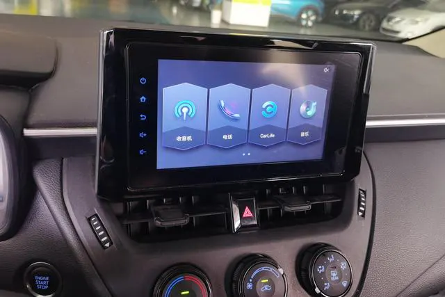 2021 Toyota Corolla thumbnail 5