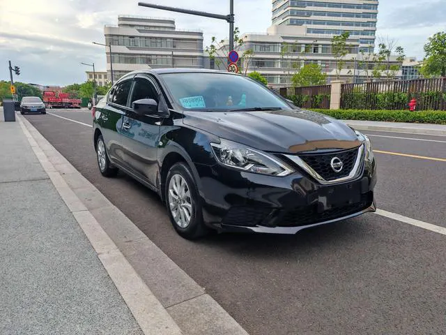 2024 Nissan Sylphy thumbnail 3