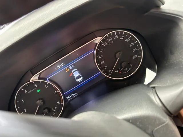 2024 Nissan Altima thumbnail 5