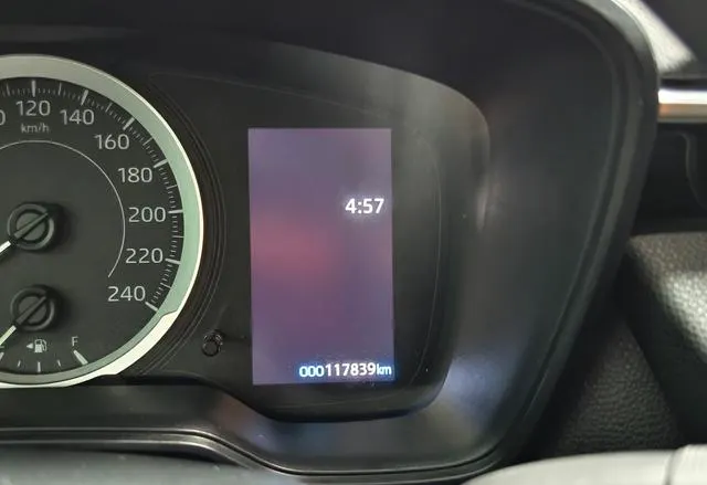 2021 Toyota Corolla thumbnail 5