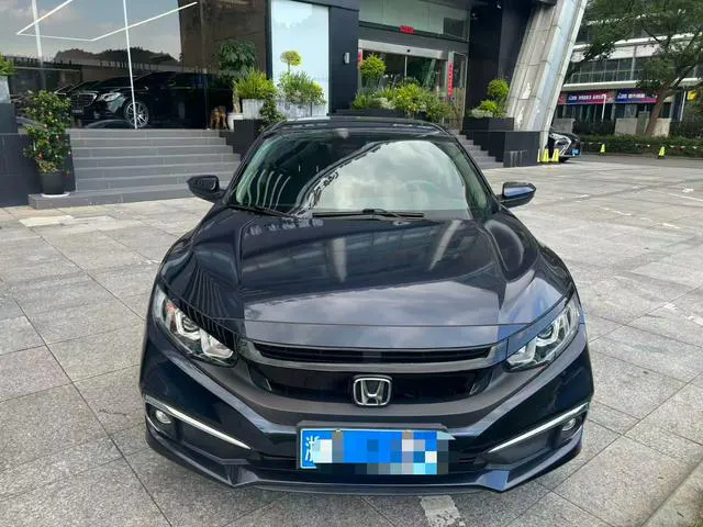 2019 Honda Civic thumbnail 2