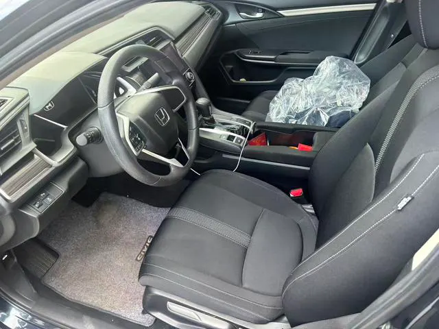 2019 Honda Civic thumbnail 5