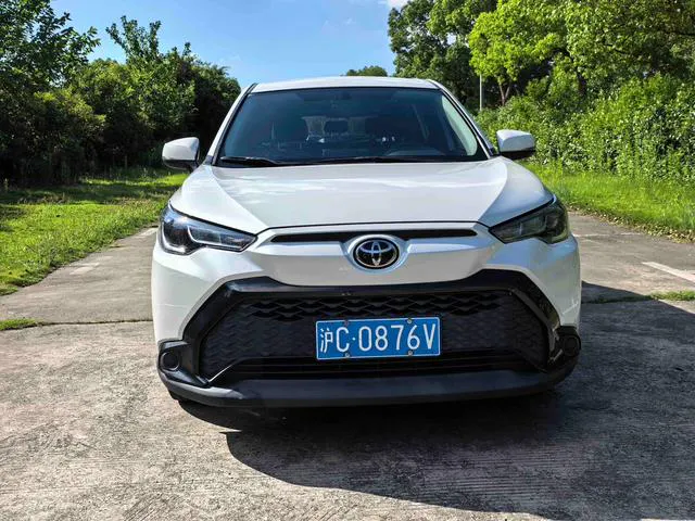 2022 Toyota Frontlander thumbnail 2