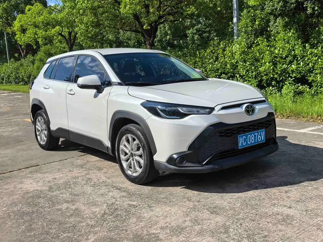 2022 Toyota Frontlander thumbnail 3