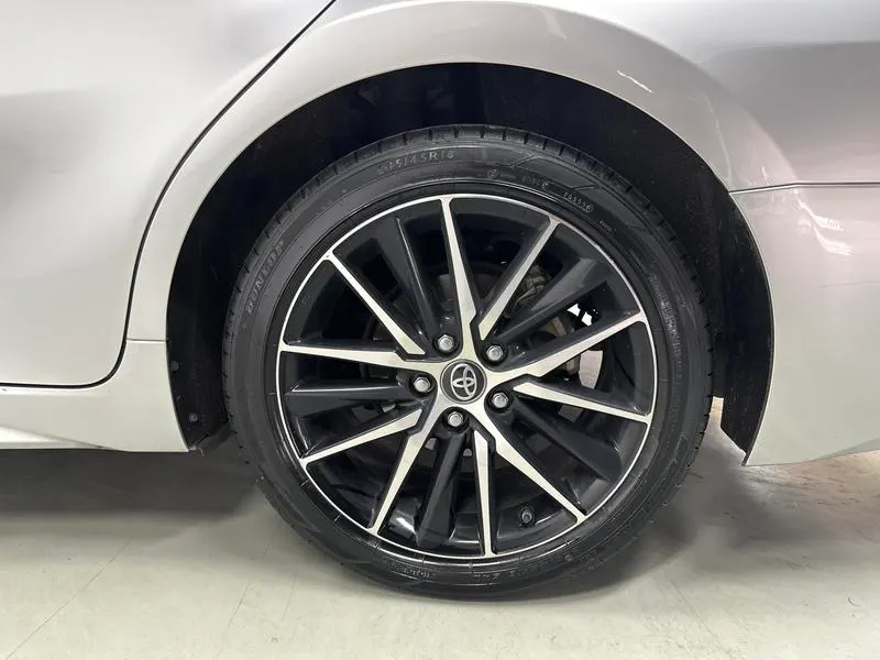 2021 Toyota Camry thumbnail 10