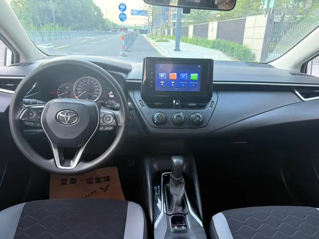 2022 Toyota Corolla thumbnail 4