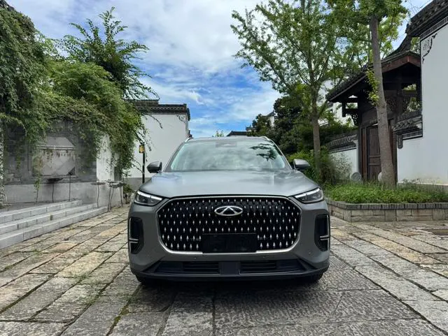 2024 Chery Tiggo 8L thumbnail 2