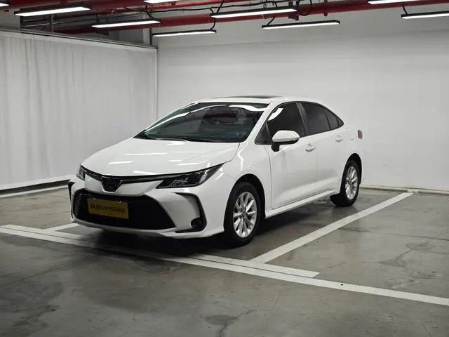 2019 Toyota Corolla thumbnail 2