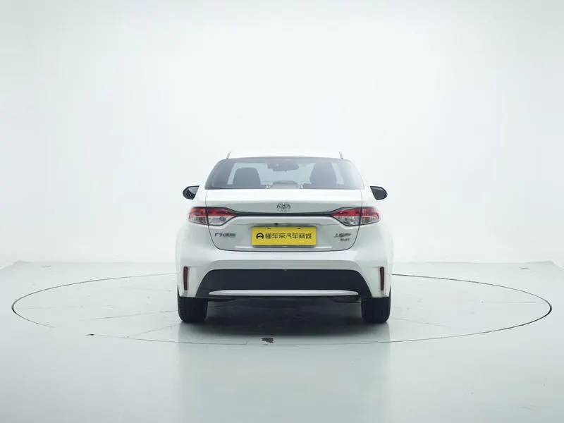 2019 Toyota Corolla thumbnail 7