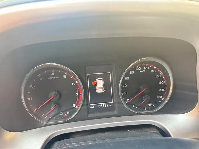 2019 Toyota RAV4 thumbnail 5