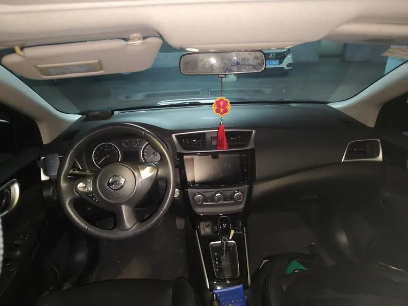 2019 Nissan Sylphy thumbnail 5