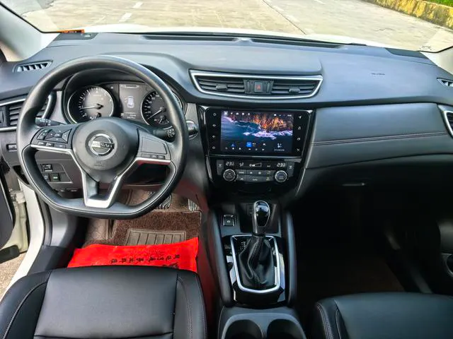2022 Nissan Qashqai thumbnail 4