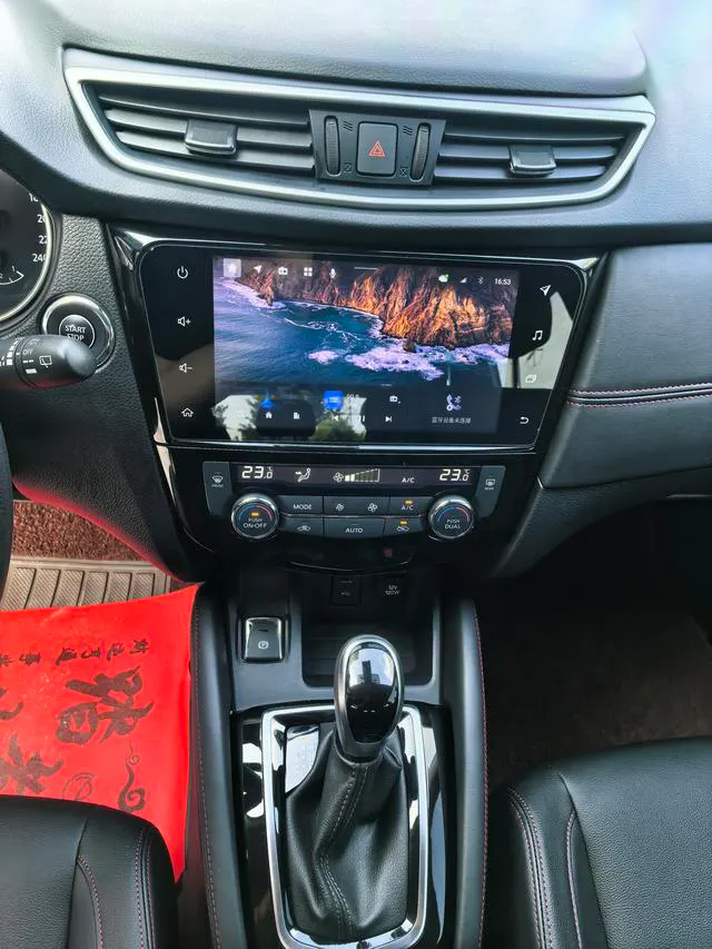 2022 Nissan Qashqai thumbnail 5