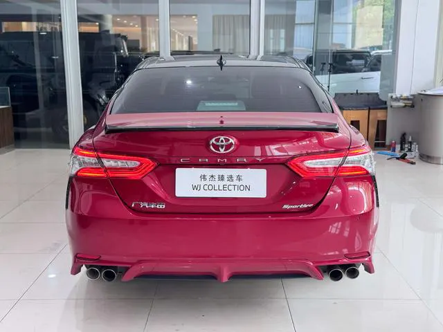 2022 Toyota Camry thumbnail 3
