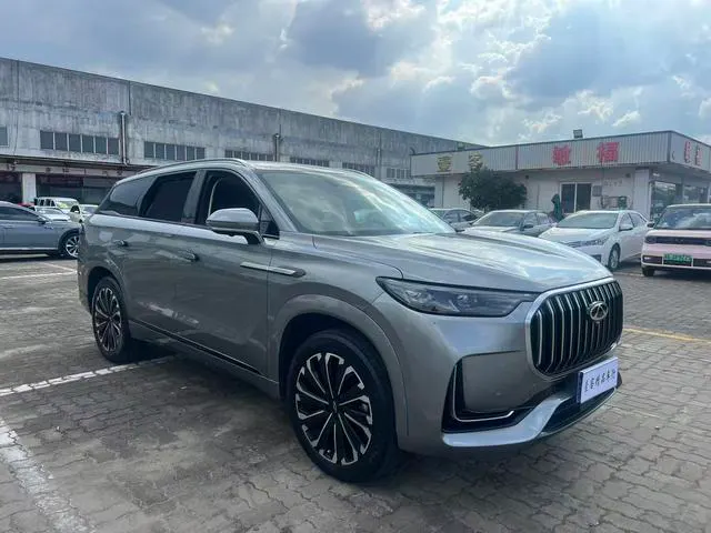2023 Chery Tiggo 9 thumbnail 3