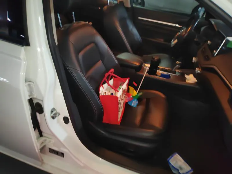 2019 Nissan Altima thumbnail 11