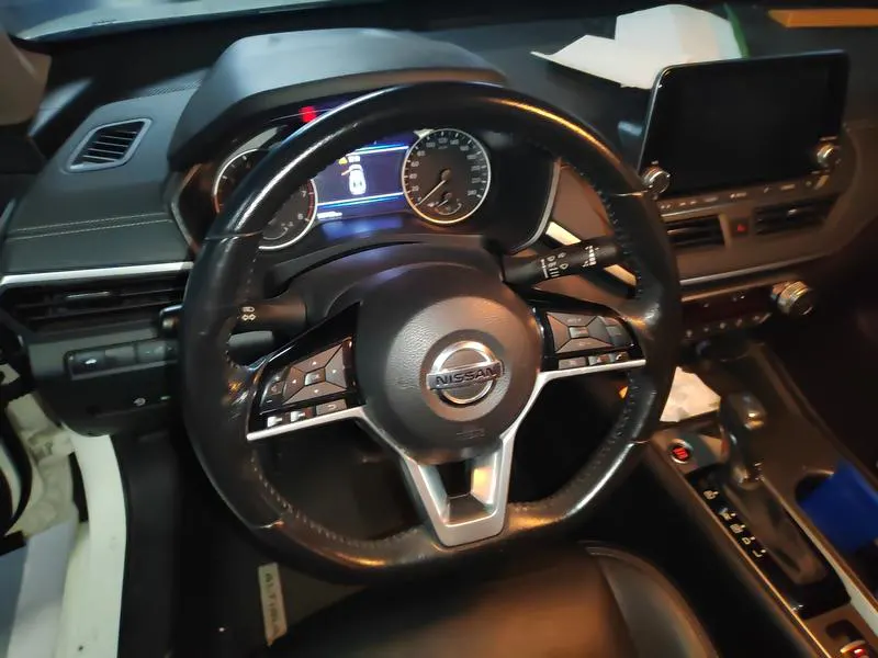 2019 Nissan Altima thumbnail 7