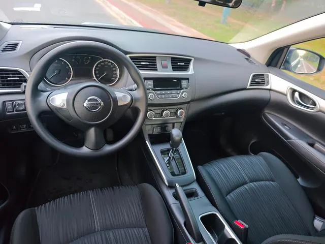 2021 Nissan Sylphy thumbnail 4