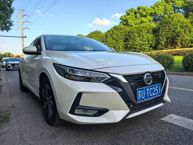 2020 Nissan Sylphy thumbnail 3