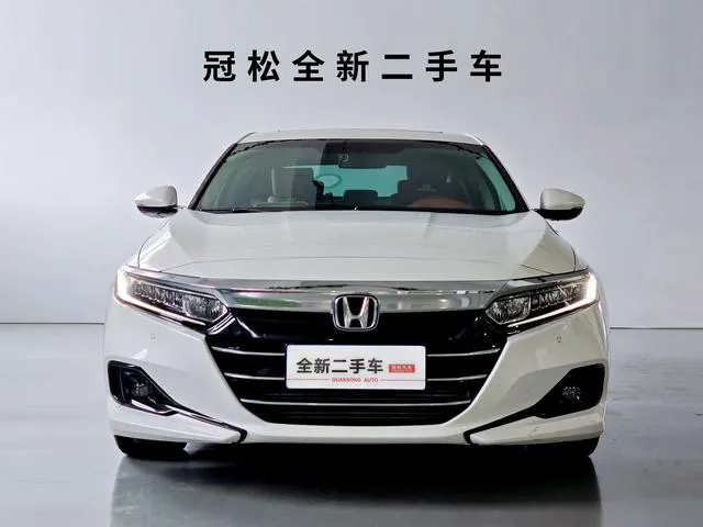 2022 Honda Accord thumbnail 2