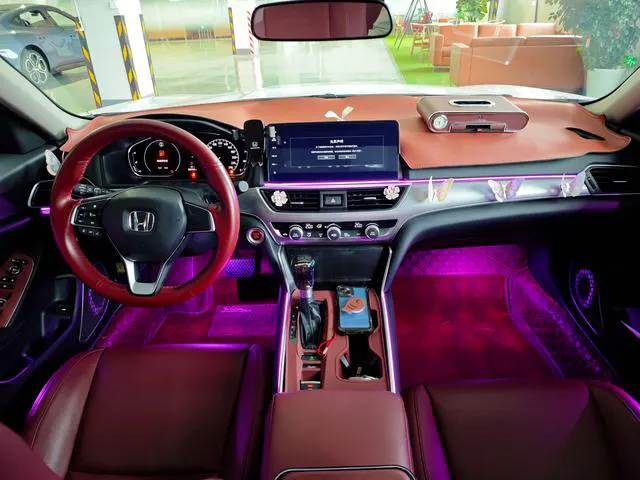2022 Honda Accord thumbnail 4