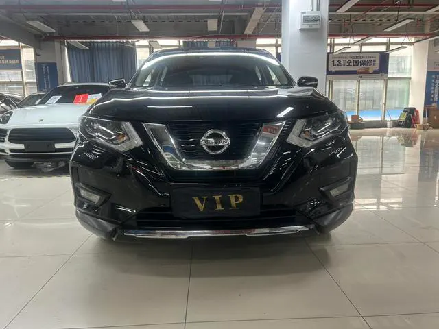 2020 Nissan X-Trail thumbnail 2