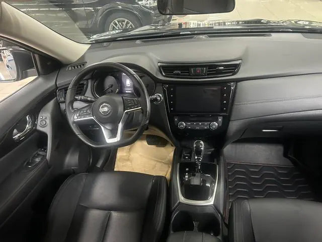 2020 Nissan X-Trail thumbnail 4