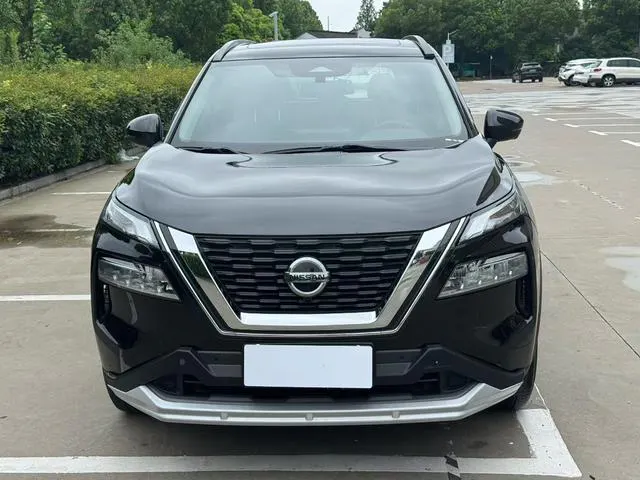 2022 Nissan X-Trail thumbnail 2