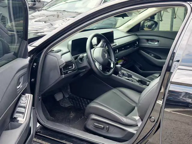 2024 Honda Inspire thumbnail 5