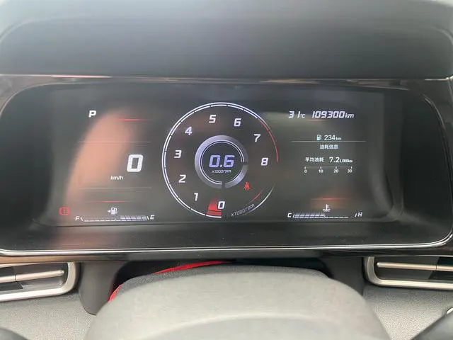2021 Hyundai Elantra thumbnail 5
