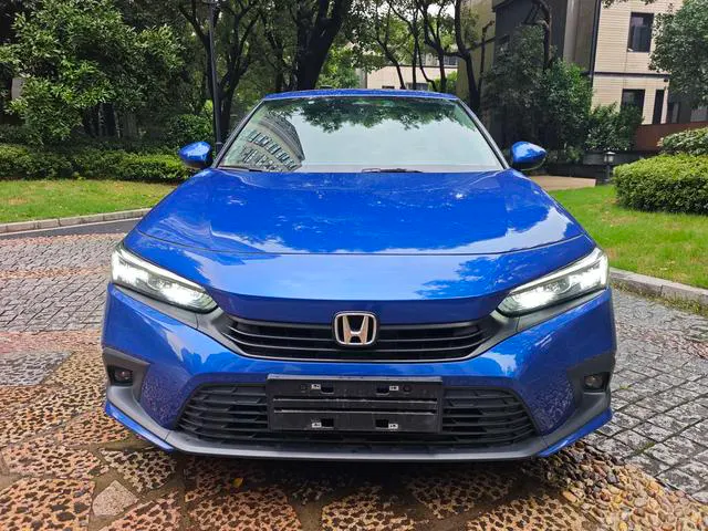 2022 Honda Civic thumbnail 2