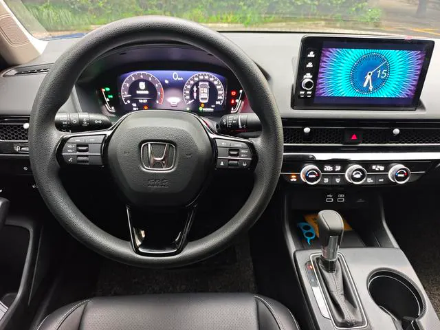 2022 Honda Civic thumbnail 5