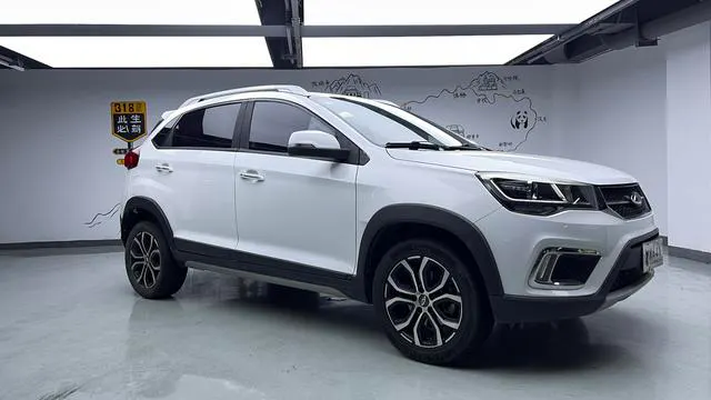 2018 Chery Tiggo 3x thumbnail 3