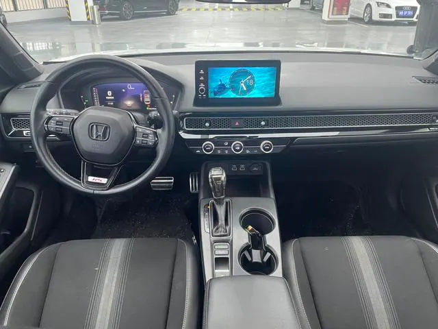 2023 Honda Civic thumbnail 4