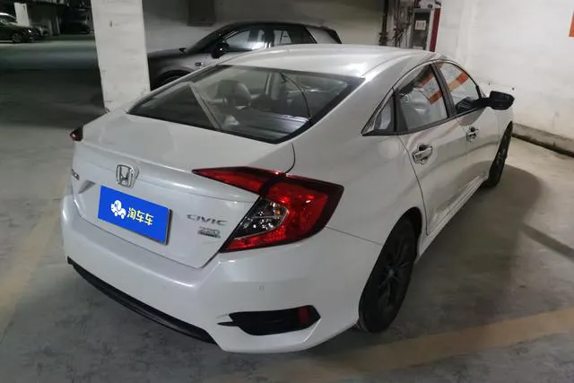 2019 Honda Civic thumbnail 3