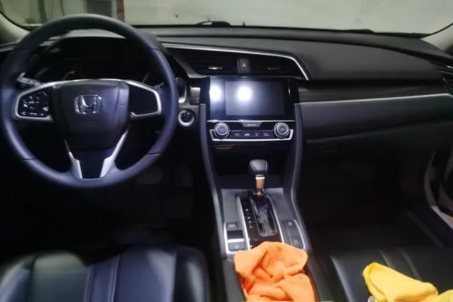 2019 Honda Civic thumbnail 4