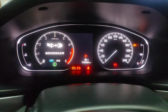 2021 Honda Accord thumbnail 5
