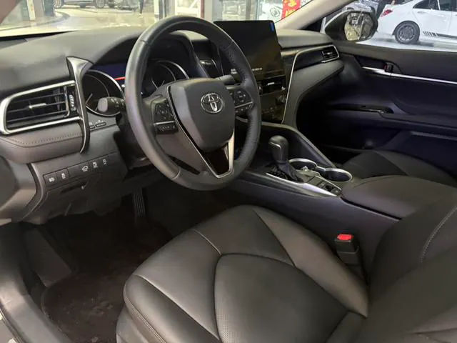 2023 Toyota Camry thumbnail 4