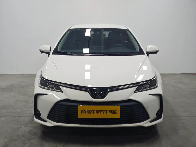 2021 Toyota Corolla thumbnail 3