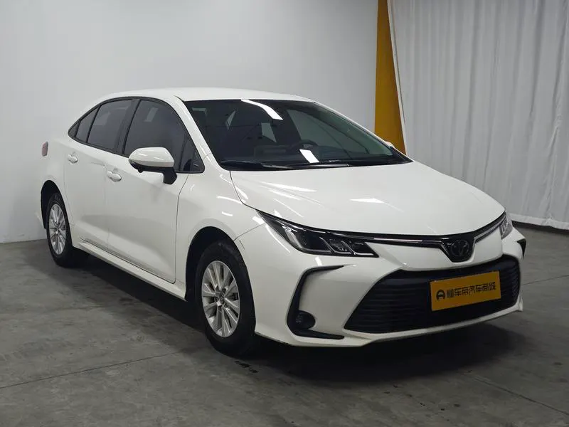2021 Toyota Corolla thumbnail 4