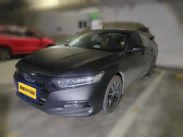 2018 Honda Accord photo 1