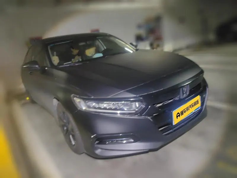 2018 Honda Accord thumbnail 3