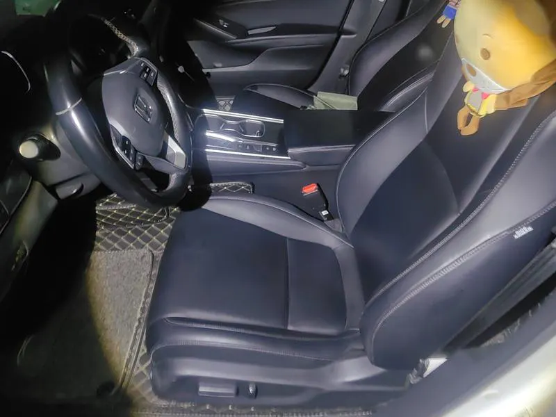 2018 Honda Accord thumbnail 10