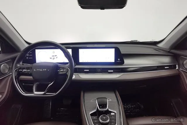 2024 Chery Tiggo 8 PRO thumbnail 4