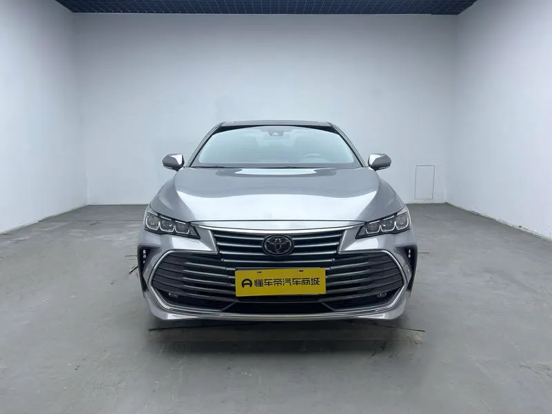 2021 Toyota Avalon thumbnail 3